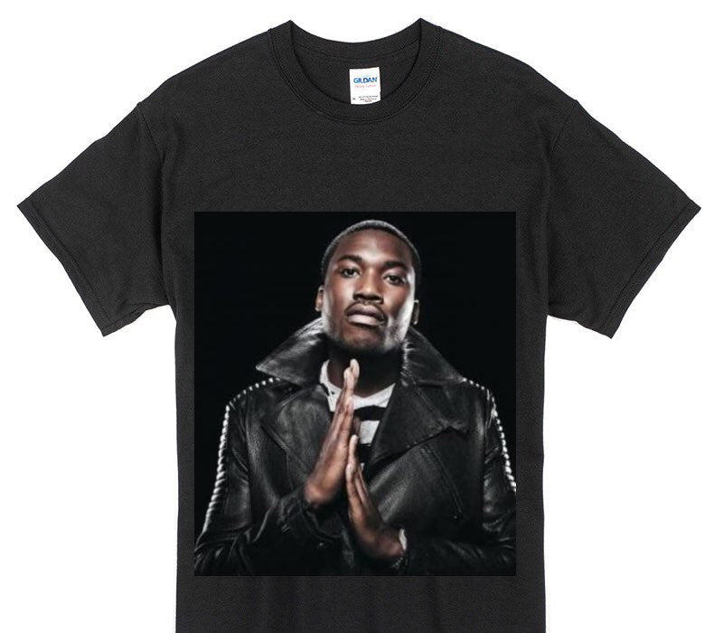 Custom Gildan 100% Cotton Black T-Shirt