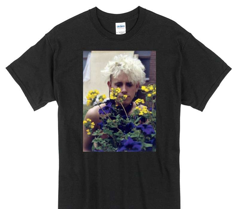 Custom Gildan 100% Cotton Black T-Shirt