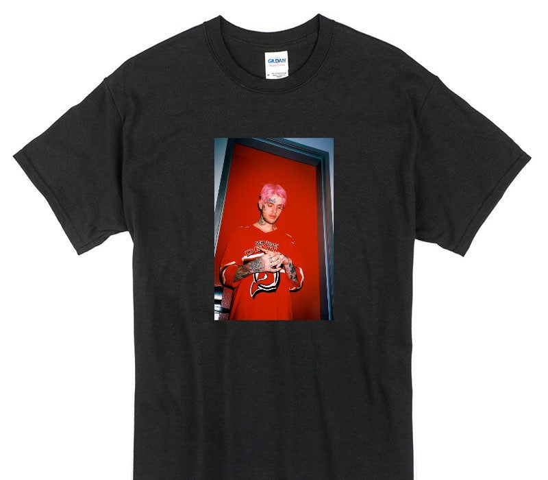 Custom Gildan 100% Cotton Black T-Shirt