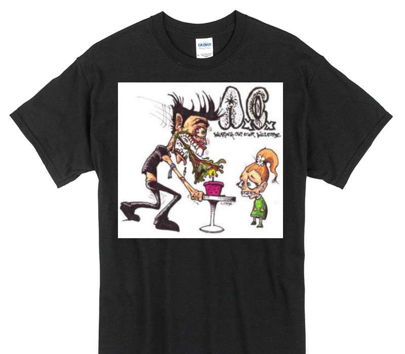 Custom Gildan 100% Cotton Black T-Shirt