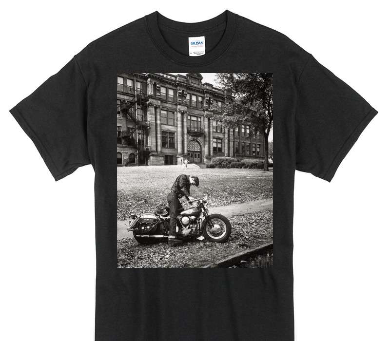 Custom Gildan 100% Cotton Black T-Shirt